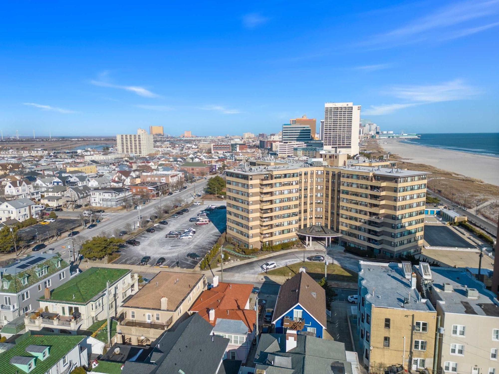 Escape To Raleigh Ave 3 Steps From The Beach Атлантик Сити Экстерьер фото