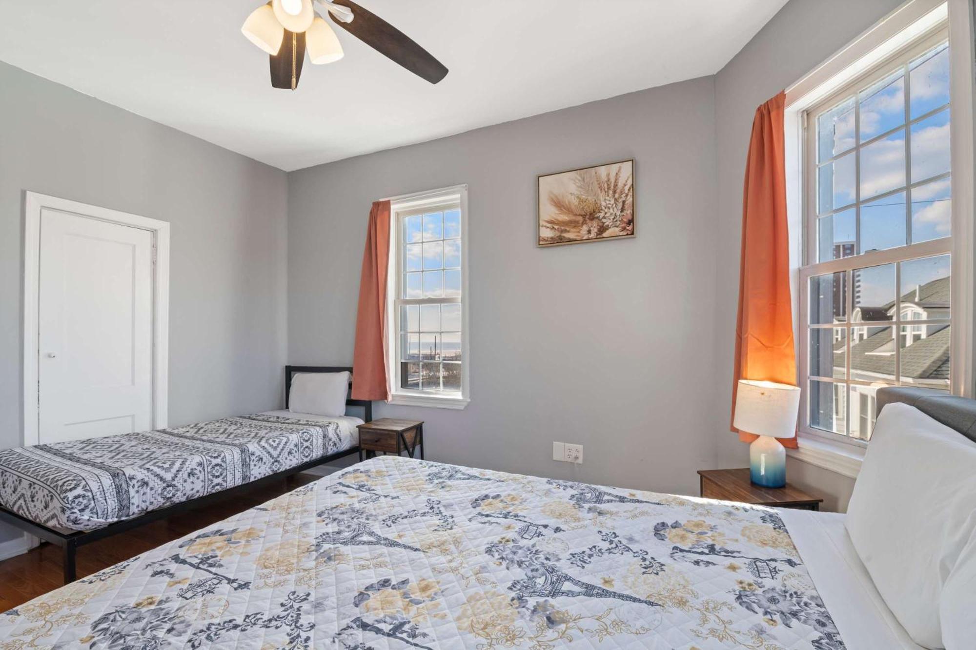 Escape To Raleigh Ave 3 Steps From The Beach Атлантик Сити Экстерьер фото